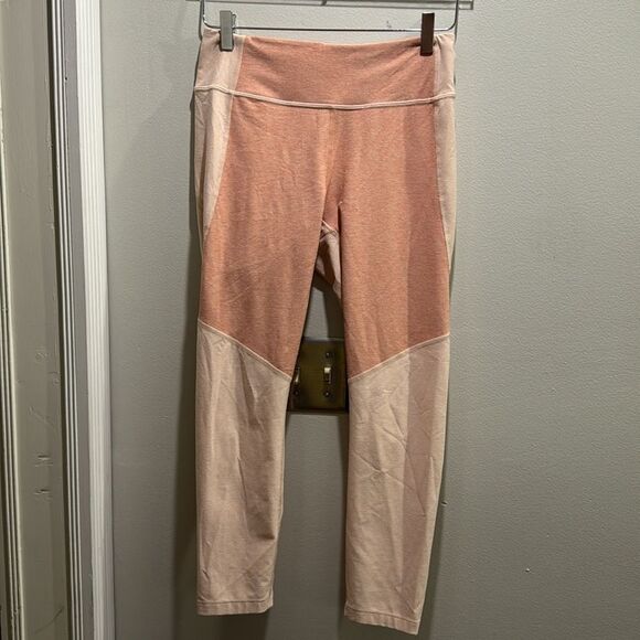 Madewell x Outdoor Voices Peachy Pink Warm-up leggings size M - Picture 5 of 10